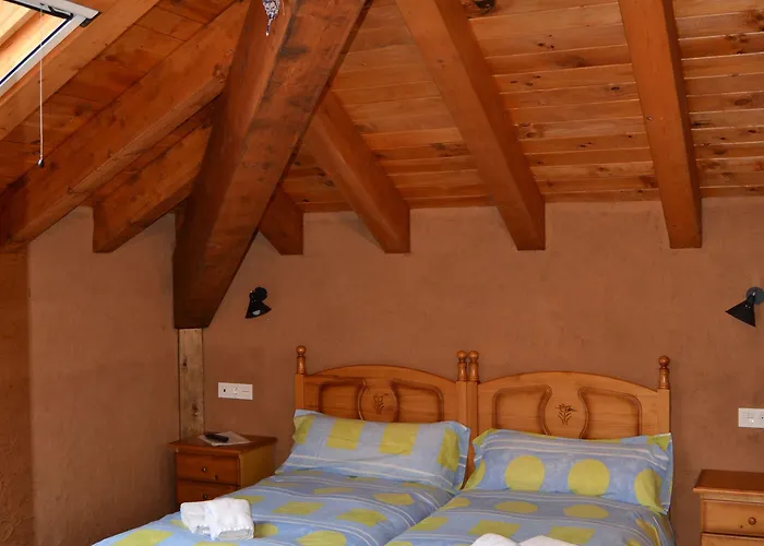 ゲストハウス El Trasgu De 3*