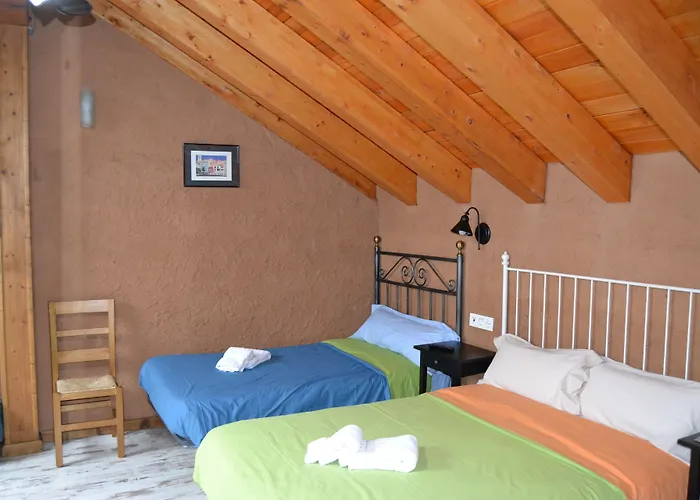 ゲストハウス El Trasgu De 3*