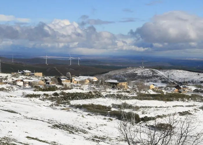 ゲストハウス El Trasgu De フォンセバドン