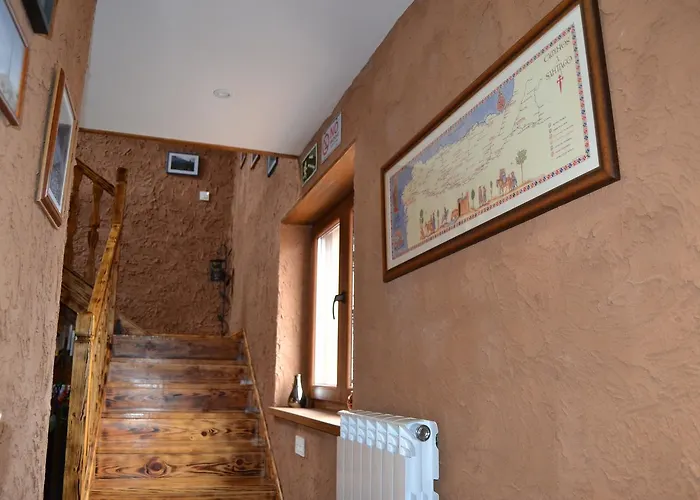 ゲストハウス El Trasgu De フォンセバドン